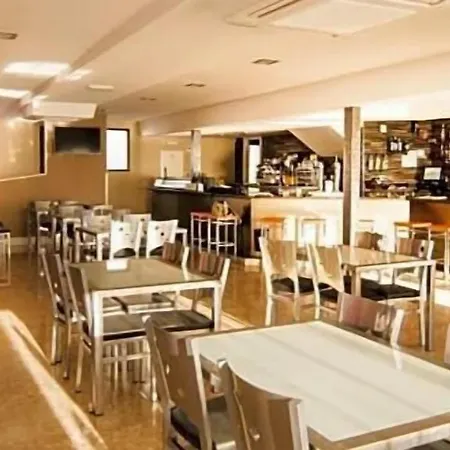 Catedritos Ibéricos A-5 Km 154 A 5 Km De Oropesa A 1 Km De 3* Herreruela de Oropesa