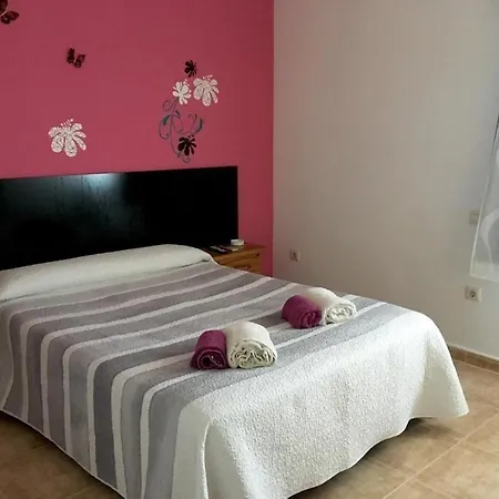 Catedritos Ibericos A-5 Km 154 A 5 Km De Oropesa A 1 Km De 3*