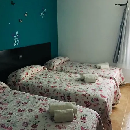 Maison d'hôtes Catedritos Ibéricos A-5 Km 154 A 5 Km De Oropesa A 1 Km De Herreruela de Oropesa