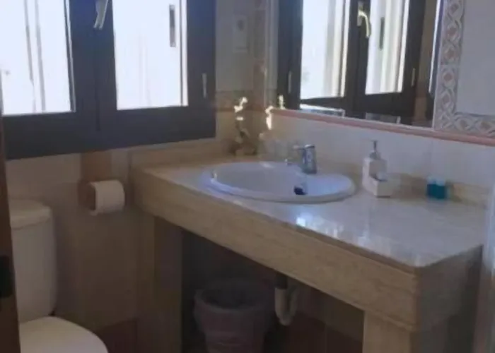 Pensión Catedritos Ibéricos A-5 Km 154 A 5 Km De Oropesa A 1 Km De 3*