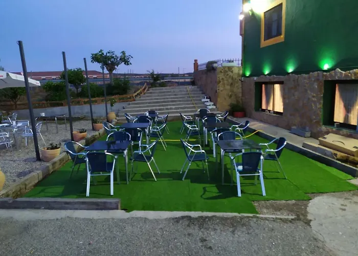 Catedritos Ibéricos A-5 Km 154 A 5 Km De Oropesa A 1 Km De Pensión